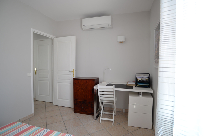 img_landscape/chambre_bas_02.jpg
